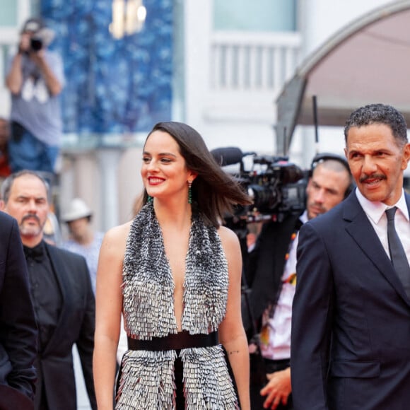 Il est depuis emprisonné.
Anouk Grinberg, Louis Garrel, Noémie Merlant, Roschdy Zem, Jean-Claude Pautot - Montée des marches du film " L'Innocent " lors du 75ème Festival International du Film de Cannes. Le 24 mai 2022 © Olivier Borde / Bestimage 