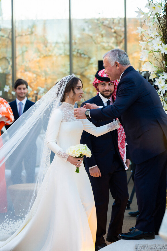 La roi Abdallah de jordanie et sa fille la princesse Iman de Jordanie, Jameel Alexander Thermiotis - Mariage de la princesse Iman de Jordanie avec Jameel Alexander Thermiotis au palais Beit al-Urdon à Amman en Jordanie le 12 mars 2023. 