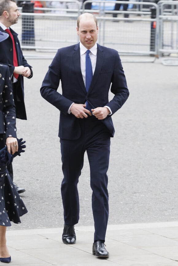 Un look en parfait accord avec celui de son mari dont la cravate bleue servait de rappel à sa chérie.
Le prince William, prince de Galles, - Service annuel du jour du Commonwealth à l'abbaye de Westminster à Londres, le 13 mars 2023. 
