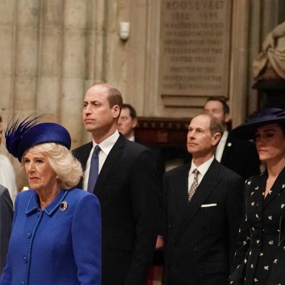 Le roi Charles III d'Angleterre, Camilla Parker Bowles, reine consort d'Angleterre, Le prince William, prince de Galles, Catherine (Kate) Middleton, princesse de Galles, Sophie Rhys-Jones, duchesse d'Édimbourg, le prince Edward, duc d'Édimbourg, la princesse Anne et le vice-amiral SirTimothy Laurence - Service annuel du jour du Commonwealth à l'abbaye de Westminster à Londres, Royaume Uni, le 13 mars 2023. 