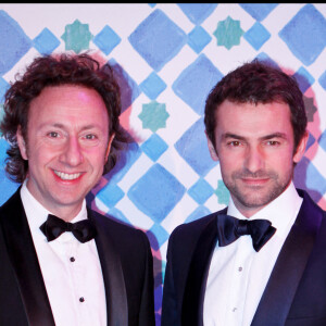 Stéphane Bern et son compagnon Cyril Vergniol au Bal de la Rose 2010, à Monaco.