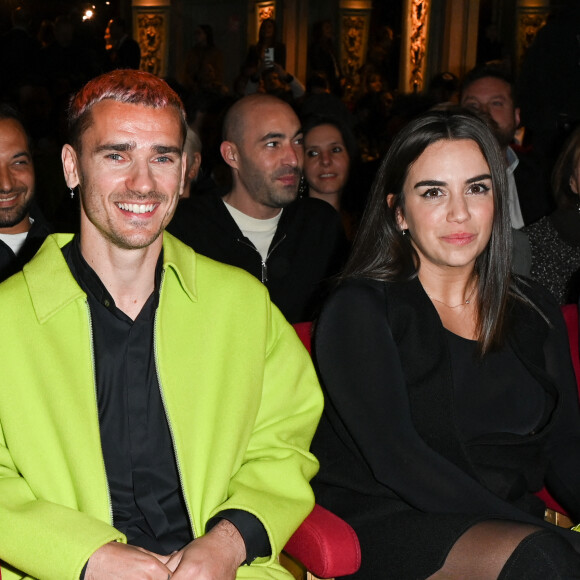 Mia, la fille d'Antoine Griezmann impressionne sa mère !

Antoine Griezmann et sa femme Erika Choperena - Inauguration de la statue de cire de "Antoine Griezmann" au musée Grévin à Paris le 6 mars 2023. © Coadic Guirec/Bestimage