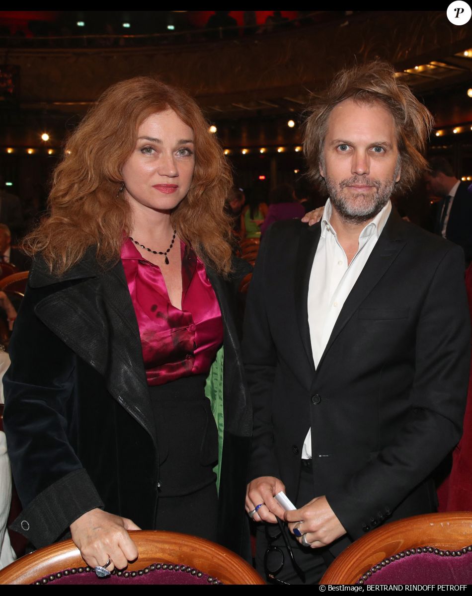 Florian Zeller et sa femme Marine Delterme - 33ème " Nuit des Molières " aux Folies Bergère à Paris le 30 Mai 2022. Bertrand Rindoff / Bestimage