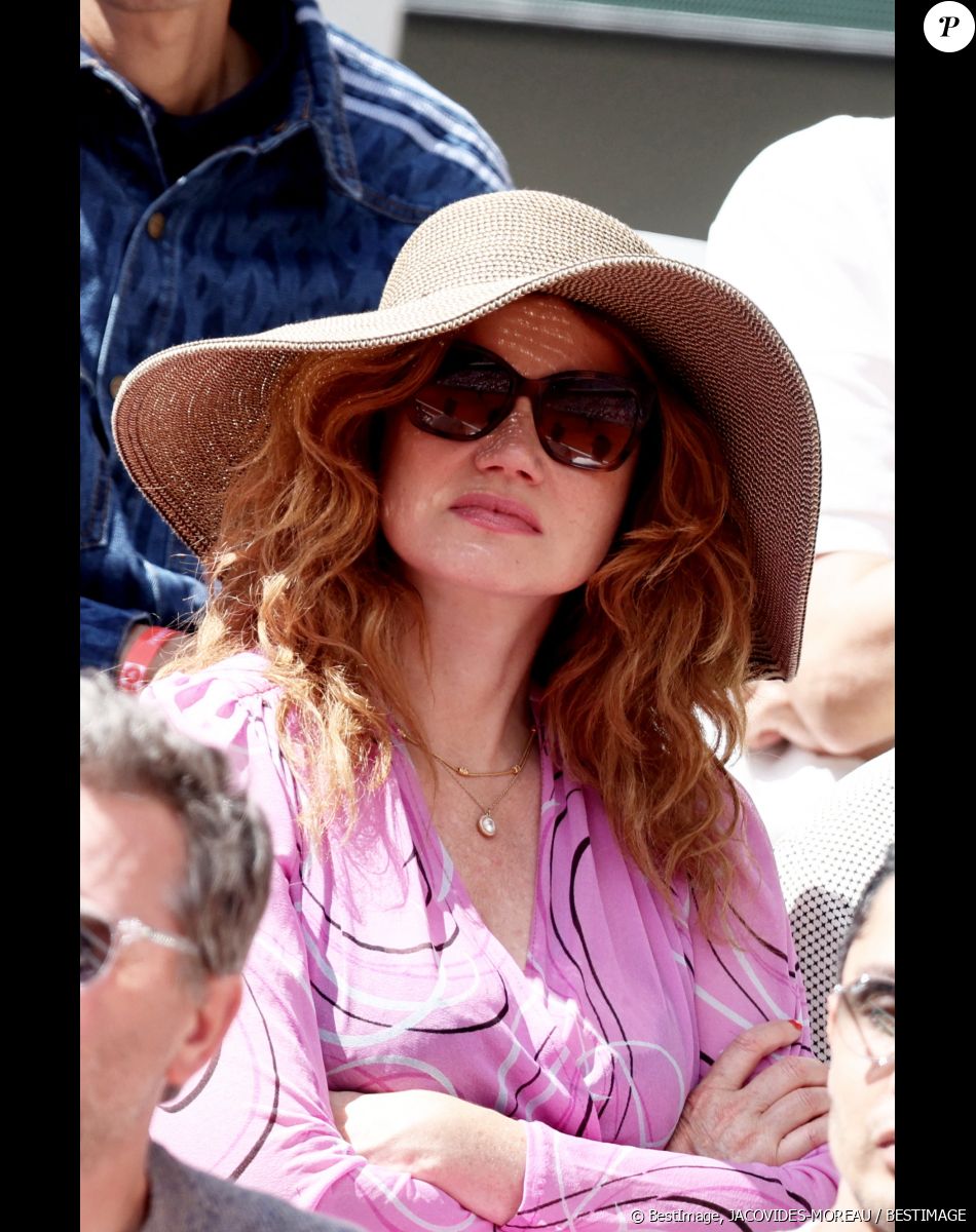 Marine Delterme - Célébrités dans les tribunes des internationaux de France de Roland Garros à Paris le 30 mai 2022. © Cyril Moreau - Dominique Jacovides/Bestimage