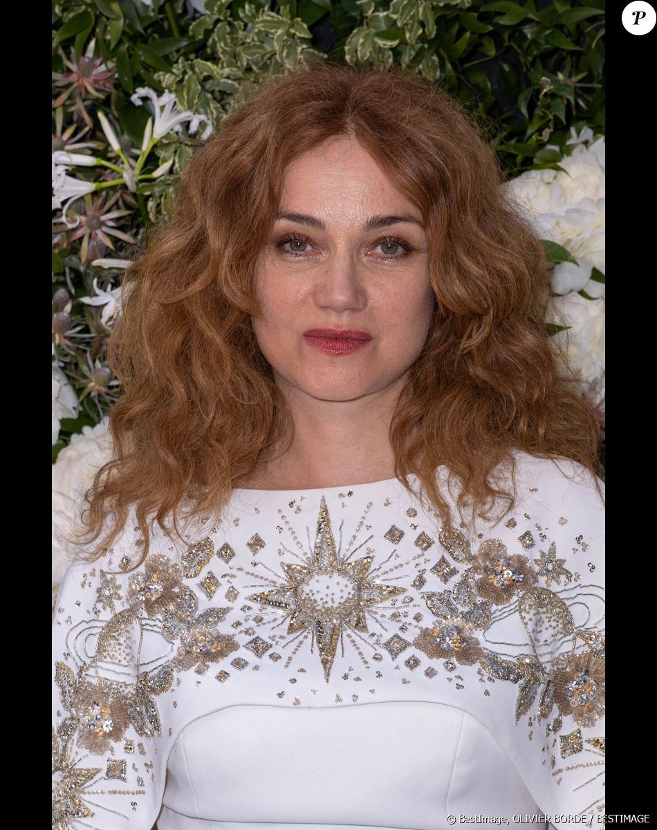 Marine Delterme fête ses 53 ans ce samedi 18 mars.
Marine Delterme - Photocall du dîner Vanity Fair x Louis Vuitton chez Fred l'Ecailler lors du 75ème Festival International du Film de Cannes. © Olivier Borde / Bestimage