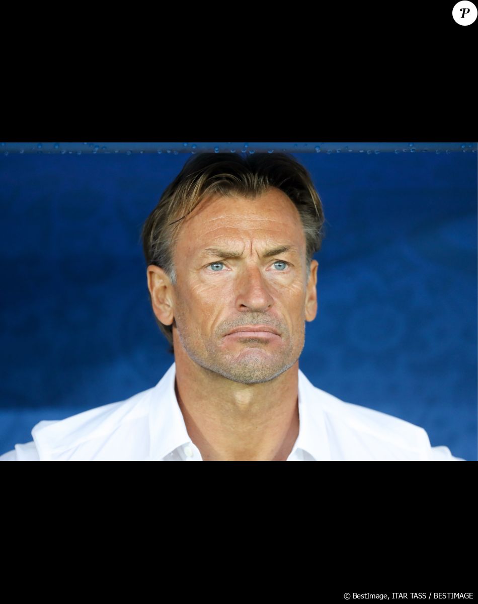 Hervé Renard futur entraîneur des Bleues ? Sa fille Candice a vécu un gros traumatisme
Le sélectionneur du Maroc Hervé Renard lors du match de coupe du monde opposant l'Espagne au Maroc au stade Kaliningrad à Kaliningrad, Russie.