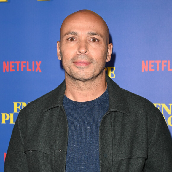 Eric Judor est marié depuis plusieurs années à la mère de ses cinq enfants (deux filles et trois garçons, dont deux jumeaux).
Eric Judor - Avant-première du film "En place" au cinéma Max Linder Panorama à Paris. © Coadic Guirec/Bestimage