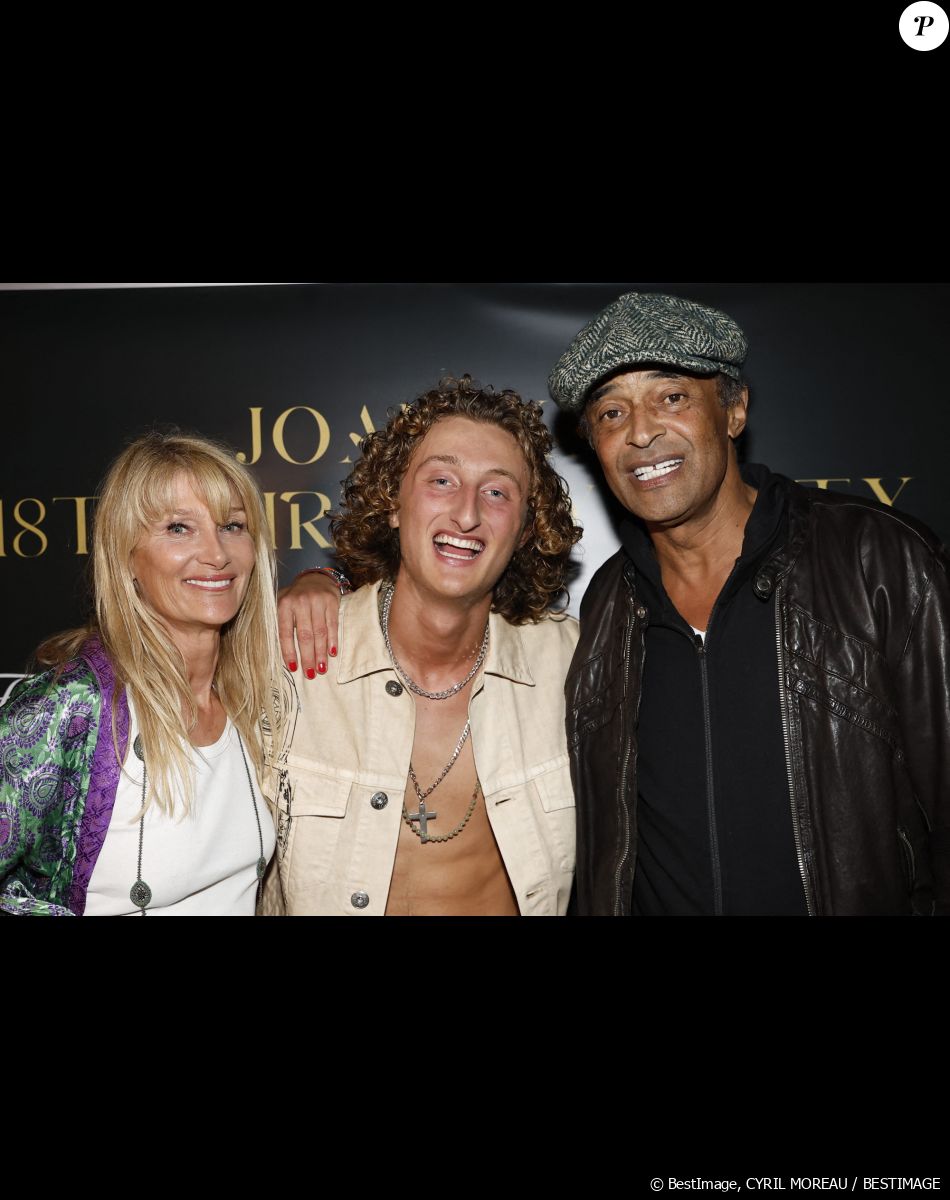 Exclusif - Prix spécial - No web - Joalukas Noah avec ses parents, Isabelle Camus et Yannick Noah lors de la soirée d'anniversaire de Joalukas Noah, fils de Yannick Noah et Isabelle Camus, pour ses 18 ans à Paris le 10 juin 2022. © Cyril Moreau / Bestimage Exclusive - No web en Suisse / Belgique Joalukas Noah, son of Yannick Noah and Isabelle