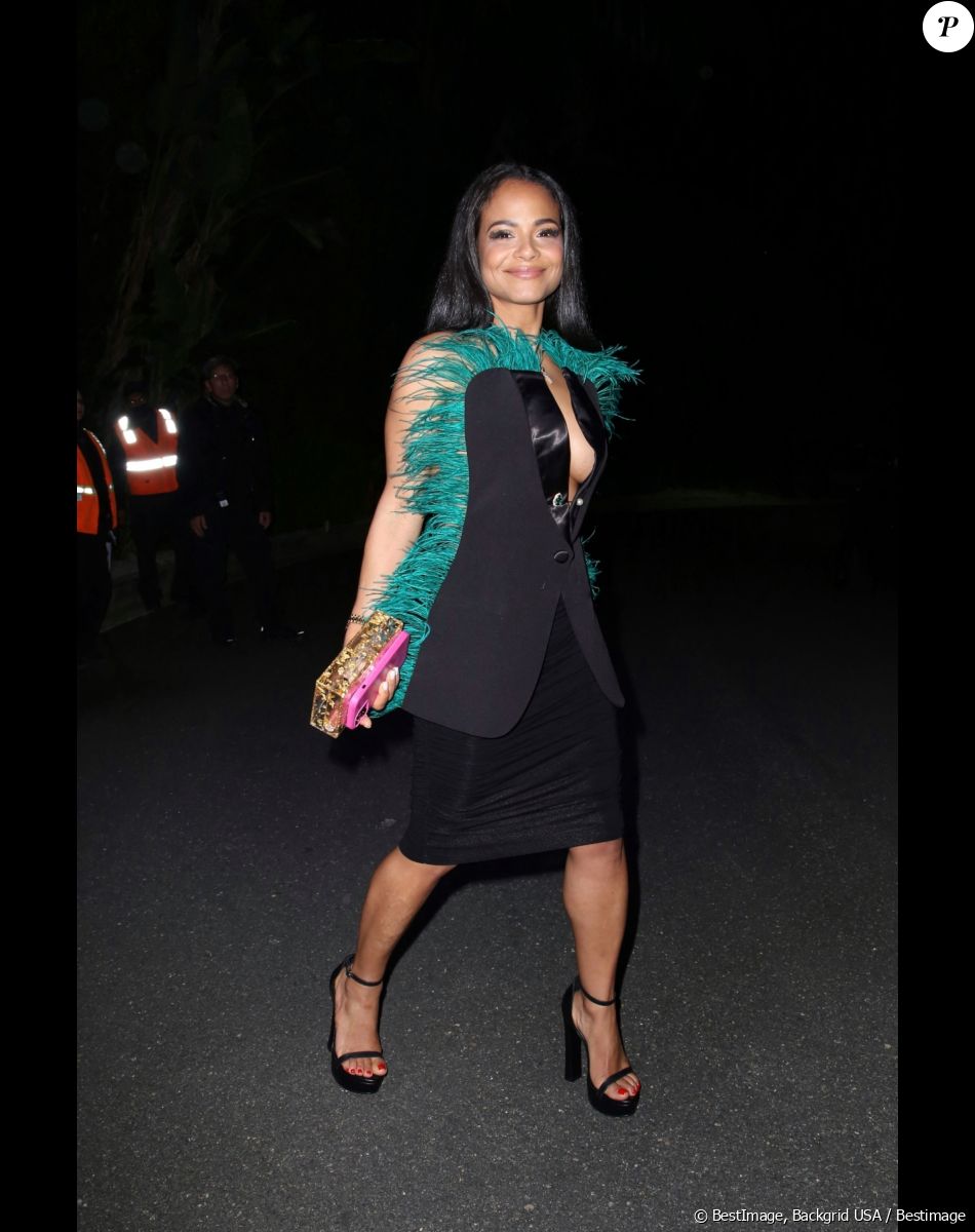 La piquante brune a assisté à la soirée "Jennifer Lopez X Revolve" en l'honneur de la collaboration de J.Lo avec la marque de vêtements.
Christina Milian à la sortie de la soirée "Jennifer Lopez X Revolve" à Los Angeles, le 18 mars 2023.