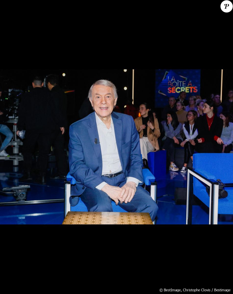 Exclusif - Salvatore Adamo - Backstage de l'enregistrement de l'émission "La boîte à secrets 15", au Studio 128 à Saint Denis, présentée par F.Bollaert et diffusée le 17 février 2023 sur France 3 © Christophe Clovis / Bestimage