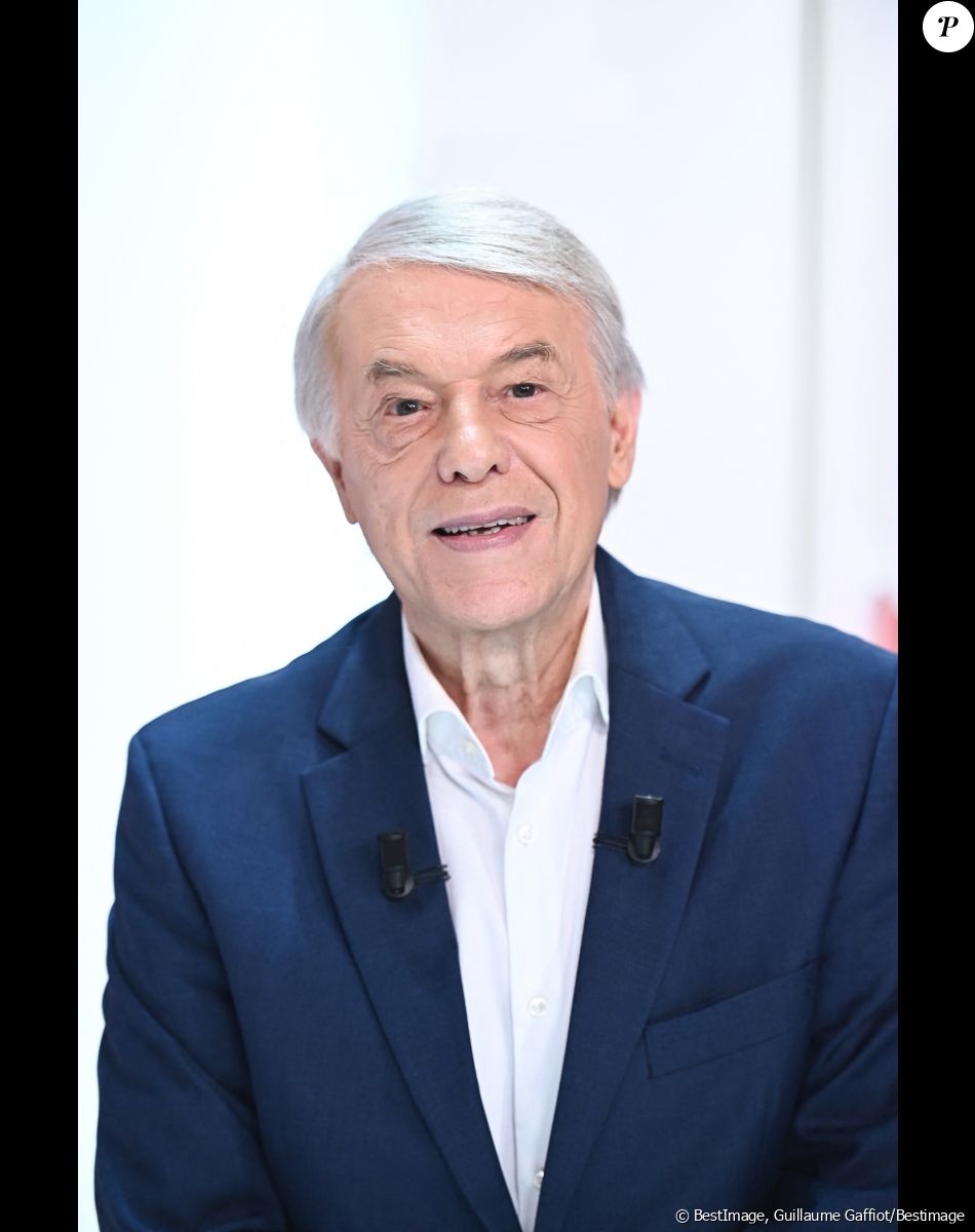 Exclusif - Salvatore Adamo - Enregistrement de l'émission "Vivement Dimanche" au Studio Gabriel à Paris, France, le 26 janvier 2023, présentée par M.Drucker et diffusée le 5 février 2023 sur France 3. © Guillaume Gaffiot/Bestimage