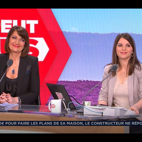 Cela lui a valu un petit tacle de la part de Sylvie Noachovitch
Julien Courbet aux commandes de "Ca peut vous arriver", le 20 mars 2023