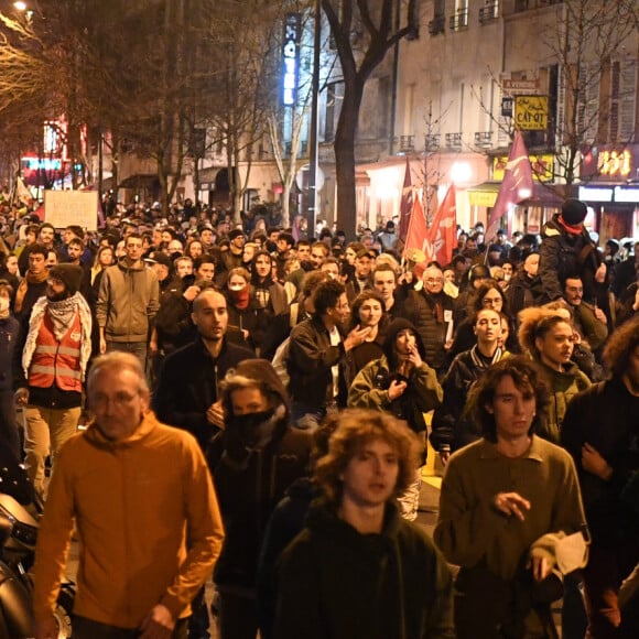 Mais les manifestations contre la réforme des retraites se multiplient, créant un climat tendu.
Illustrations des manifestations contre la réforme des retraites, imposée par le biais du 49.3 à l'Assemblée Nationale, et qui n'a donc pas fait l'objet d'un vote des députés. Paris, le 18 mars 2023. 