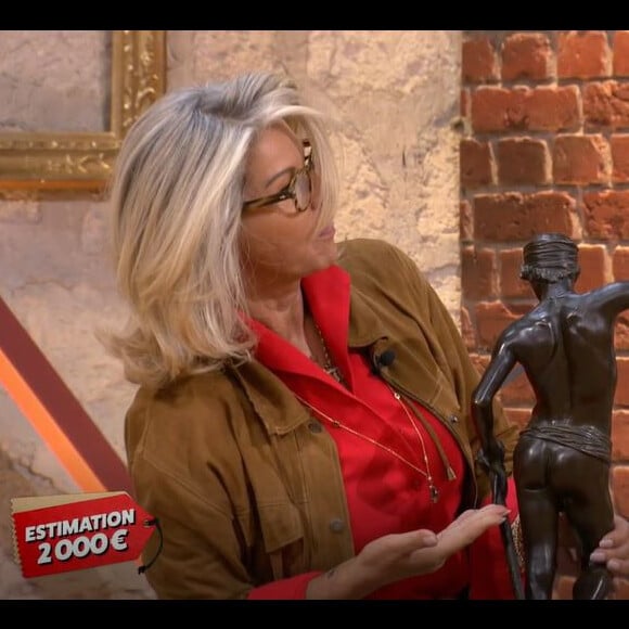 Caroline Margeridon a donc dévoilé les "fesses de François-Xavier Renou"
Emission "Affaire conclue" du 22 mars 2023, sur France 2