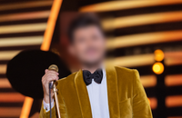 Quotidien et C à vous ne veulent pas recevoir ce célèbre chanteur : "Je le dis parce que ça suffit !"