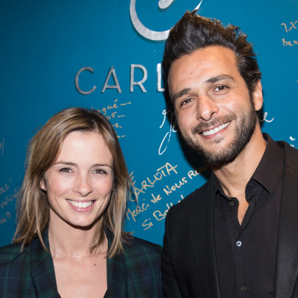 La musique dans les oreilles, les étoiles plein les yeux.
Maxim Nucci et sa compagne Isabelle Ithurburu - Soirée de la Nuit de la Beauté à l'institut Carlota avec O.P.I et System Professional à Paris. © Cyril Moreau/Bestimage
