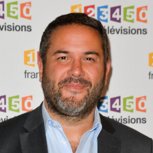 Bruce Toussaint lors du photocall de la présentation de la nouvelle dynamique 2017-2018 de France Télévisions. Paris, le 5 juillet 2017. © Guirec Coadic/Bestimage