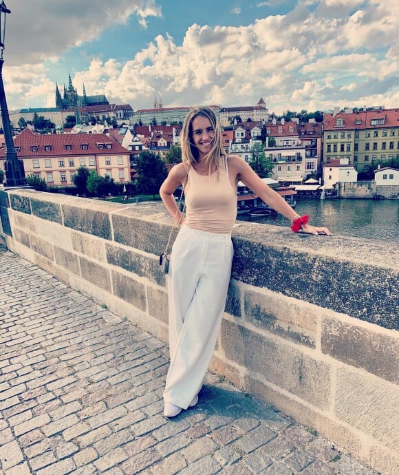 https://static1.purepeople.com/articles/2/50/68/82/%40/7394189-alicia-dauby-580x0-2.jpg