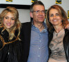 Shakira obligée de quitter sa maison à cause de son ex beau-père !
 
Montserrat Bernabeu - Shakira et son compagnon Gerard Pique au lancement du nouveau livre de Joan Pique, le pere de Gerard, a Barcelone.