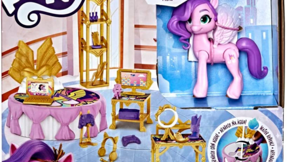 Réduction enchantée de 29 % sur ce jeu la chambre royale avec Princesse Ruby Pétales My Little Pony