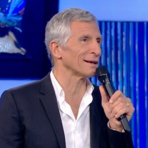 Nagui dans l'émission "N'oubliez pas les paroles".