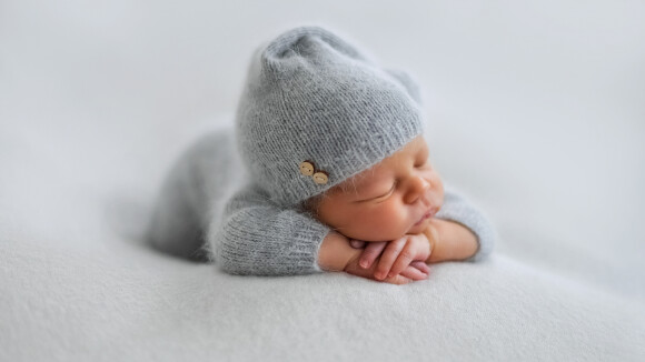 Bon plan : investissez dans un lit parapluie pour offrir confort et praticité à votre enfant !