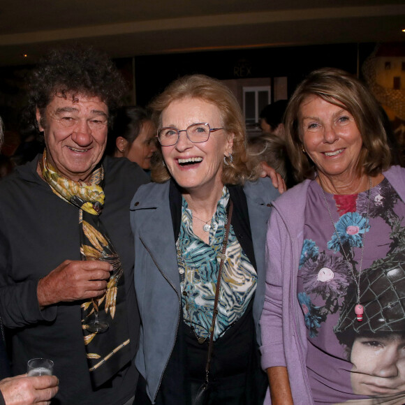 Exclusif - Dave, Robert Charlebois, Baronne Antoinette Seilliere et Laurence Charlebois - Célébrités au Cocktail après le Concert de Robert Charlebois, " Robert en CharleboisScope " au Grand Rex à Paris France, le 1er Avril 2023. © Bertrand Rindoff / Bestimage 