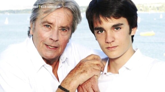 Alain-Fabien Delon revient sur les relations compliquées avec son père, Alain Delon.
Alain-Fabien Delon dans "Le portrait de la semaine" de "50 minutes Inside", samedi 8 avril 2023. © TF1