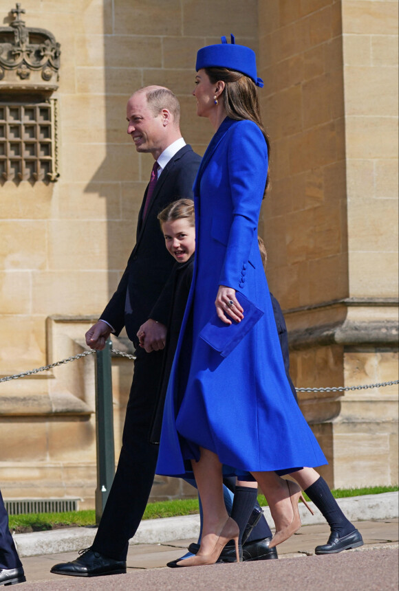 Le prince William, la princesse Charlotte et Kate Middleton - La famille royale arrive à la chapelle Saint-Georges pour la messe de Pâques au château de Windsor, le 9 avril 2023.