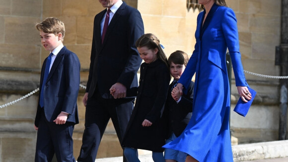 Prince Louis : Short et cravate pour sa 1ère messe de Pâques, le petit dernier a bien changé !