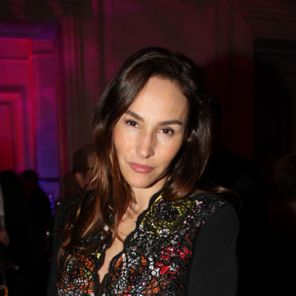 Elle même tente d'agir de cette façon et est un modèe pour la petite fille.
Vanessa Demouy - Dîner de la 41ème édition du Prix The Best à l'hôtel George V à Paris le 25 janvier 2018. © Philippe Baldini/Bestimage