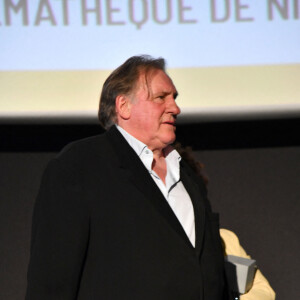 Gérard Depardieu lors de la soirée de clôture de la 3eme édition du Festival Cinéroman à Nice, le 24 octobre 2021.  © Bruno Bebert / Bestimage 