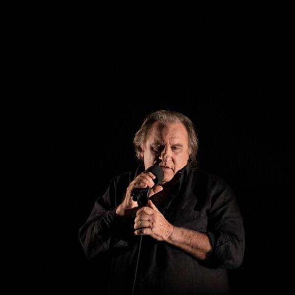 Exclusif - Gérard Depardieu - Gérard Depardieu chante Barbara - 20ème édition du Festival de Lacoste dans les carrières du Chateau de Lacoste le 15 Août 2020. © Morgan Palun / Bestimage 