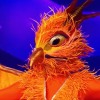 Mask Singer 5 - Le Phoenix démasqué : Bons pronostics pour Jeff Panacloc et Élodie Frégé