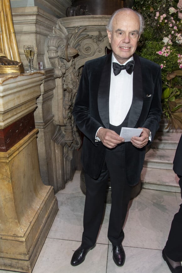 Frédéric Mitterrand - Dîner du 40ème Gala de Charité AROP (Association pour le Rayonnement de l'Opéra de Paris) à l'Opera Garnier à Paris le 27 février 2020. © Pierre Perusseau/Bestimage