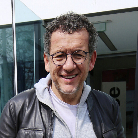 Dany Boon - D.Boon et K.Merad quittent les studios de Radio France en pleine promotion du film "La vie pour de vrai" à Paris, le 18 avril 2023. 