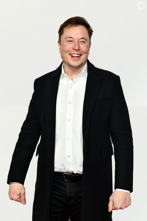 Elon Musk à la soirée The golden steering wheel) au Axel Springer SE à Berlin. Le constructeur de véhicules électriques haut de gamme Tesla va ouvrir une usine géante en banlieue de Berlin, la quatrième après celles du Nevada, de New York et de Shanghai en Chine! Le 12 novembre 2019 