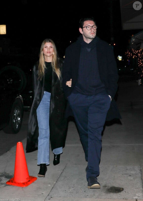 Exclusif - Sofia Richie et son fiancé Elliot Grainge arrivent au restaurant "Giorgio Baldi" à Los Angeles, le 14 décembre 2022. 