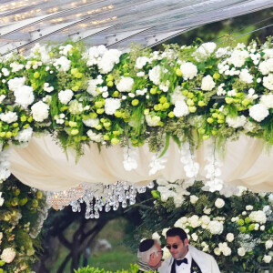 Elliot Grainge - Mariage de Sofia Richie et son fiancé Elliot Grainge en présence de leur famille et amis à l'hôtel du Cap Eden Roc à Antibes le 22 avril 2023.