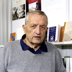 François Léotard est mort.
François Leotard expose au "Salon du Livre de Paris 2019 (Livre Paris)" à la Porte de Versailles à Paris, le 28 mars 2019. © Cédric Perrin/Bestimage