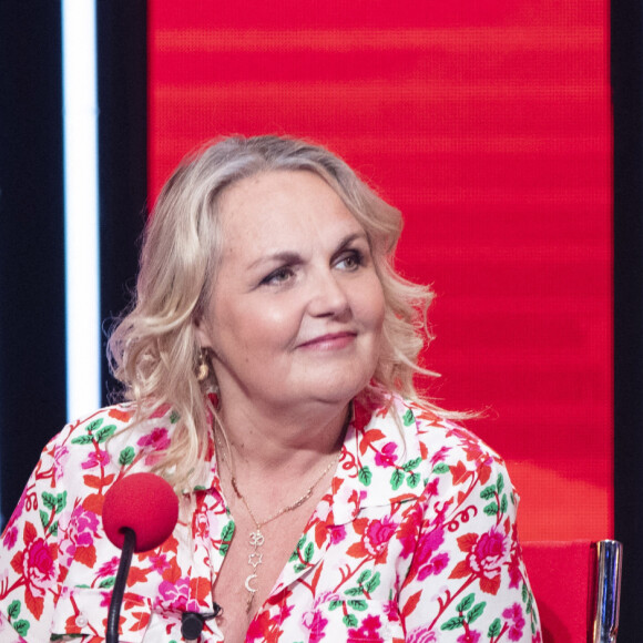 Exclusif - Valerie Damidot - Enregistrement de l'émission "Les Grosses Têtes Prime", présentée par L.Ruquier et diffusée le 2 octobre à 21h05 sur France 2. Les Grosses Têtes vous invitent à une nouvelle soirée placée sous le signe de l'humour, ce samedi. Culture générale, jeux en pagaille, happening en tous genres... L.Ruquier met le paquet pour vous faire passer une soirée que vous n'êtes pas prêts d'oublier ! Comme d'habitude, des invités de haut niveau viendront jouer avec nos Grosses Têtes. © Jack Tribeca / Bestimage