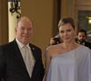 Que la fête commence !
Réception organisée par le roi Charles III, pour les invités étrangers assistant à son couronnement au palais de Buckingham à Londres Le prince Albert II et la princesse Charlène de Monaco - Réception organisée par le roi Charles III, pour les invités étrangers assistant à son couronnement au palais de Buckingham à Londres, Royaume Uni.