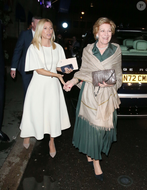 La princesse Marie Chantal (Miller) et la princesse Anne-Marie de Danemark - Les invités au couronnement du roi d'Angleterre à la sortie du dîner au restaurant Oswald's dans le quartier de Mayfair à Londres, Royaume Uni, le 5 mai 2023. 