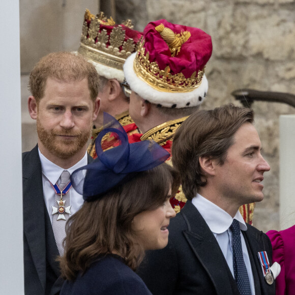 Le prince Harry, duc de Sussex, La princesse Eugenie d'York, enceinte, Edoardo Mapelli Mozzi - Sortie de la cérémonie de couronnement du roi d'Angleterre à l'abbaye de Westminster de Londres, Royaume Uni, le 6 mai 2023.