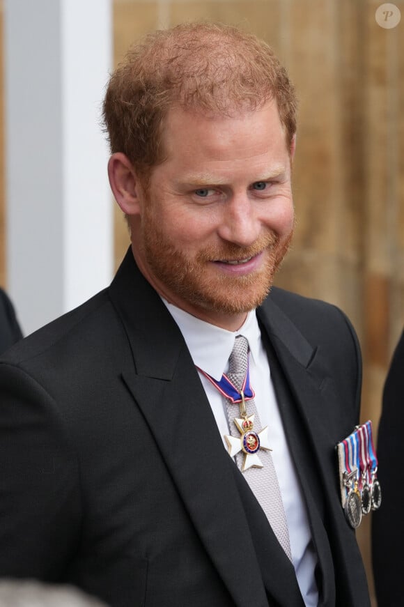 Le prince Harry, duc de Sussex - Les invités arrivent à la cérémonie de couronnement du roi d'Angleterre à l'abbaye de Westminster de Londres, Royaume Uni, le 6 mai 2023. 