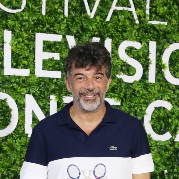 Une consommation qu'il a stoppée depuis l'été dernier
Stéphane Plaza pose lors d'un photocall lors du Festival de Televison de Monte Carlo le 21 juin 2022. c Denis Guignebourg/Bestimage