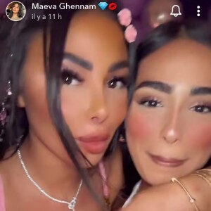 Et elle en a profité pour présenter sa demi-soeur
Maeva Ghennam présente sa demi-soeur sur Snapchat, le 15 mai 2023