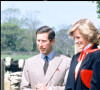 Avant de connaître Diana, et Camilla, la presse l'a fiancé avec de nombreuses princesses.
Charles III et Diana.