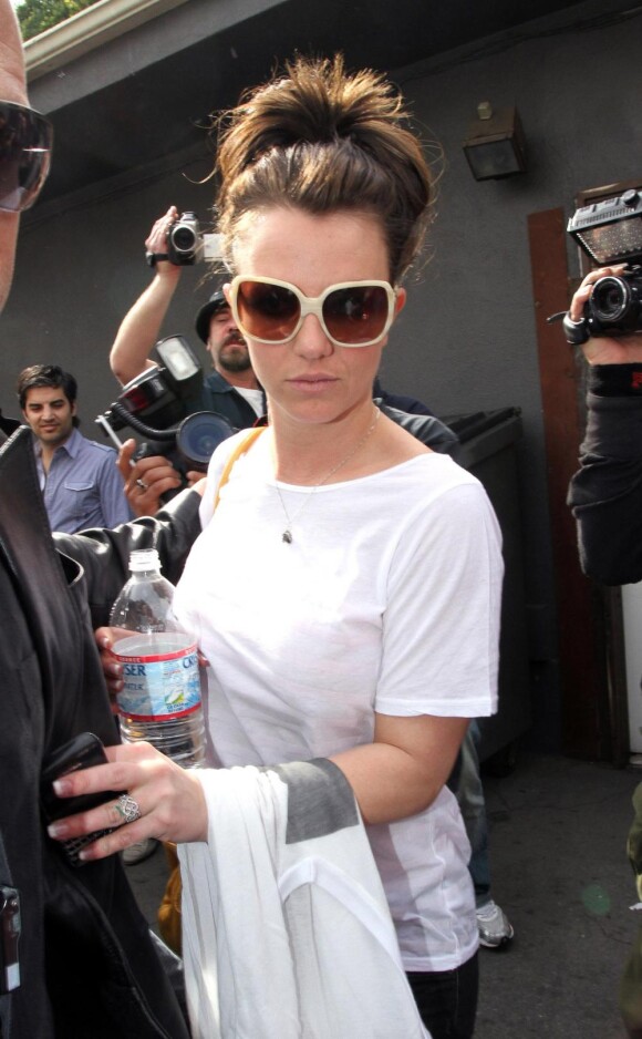 Britney Spears, à la sortie d'une salle de sport de West Hollywood, le vendredi 26 février.