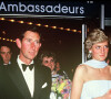 Le Sun s'était procuré l'enregistrement d'un échange au téléphone entre Diana et l'acteur, où ces derniers parlent "masturbation"
Diana et Charles à Cannes au Festival en 1987